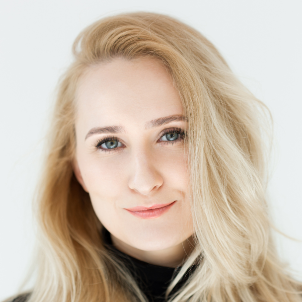 Інструктор йоги Світлана Славіогло