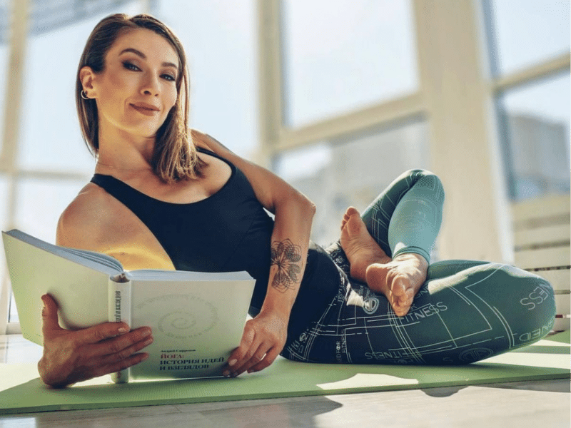 Олена Піхуля інструктор йоги