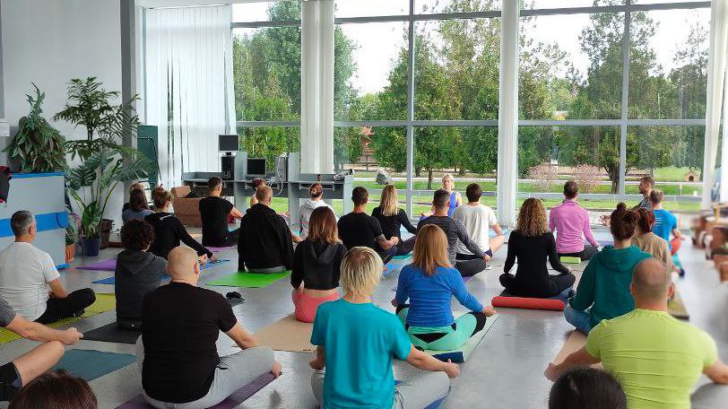 Інструкторка йоги у франції, париж, Світлана Фоменко