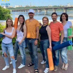 інструктори студії Ойога