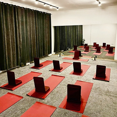 Нова студія йоги у Львові We In Yoga